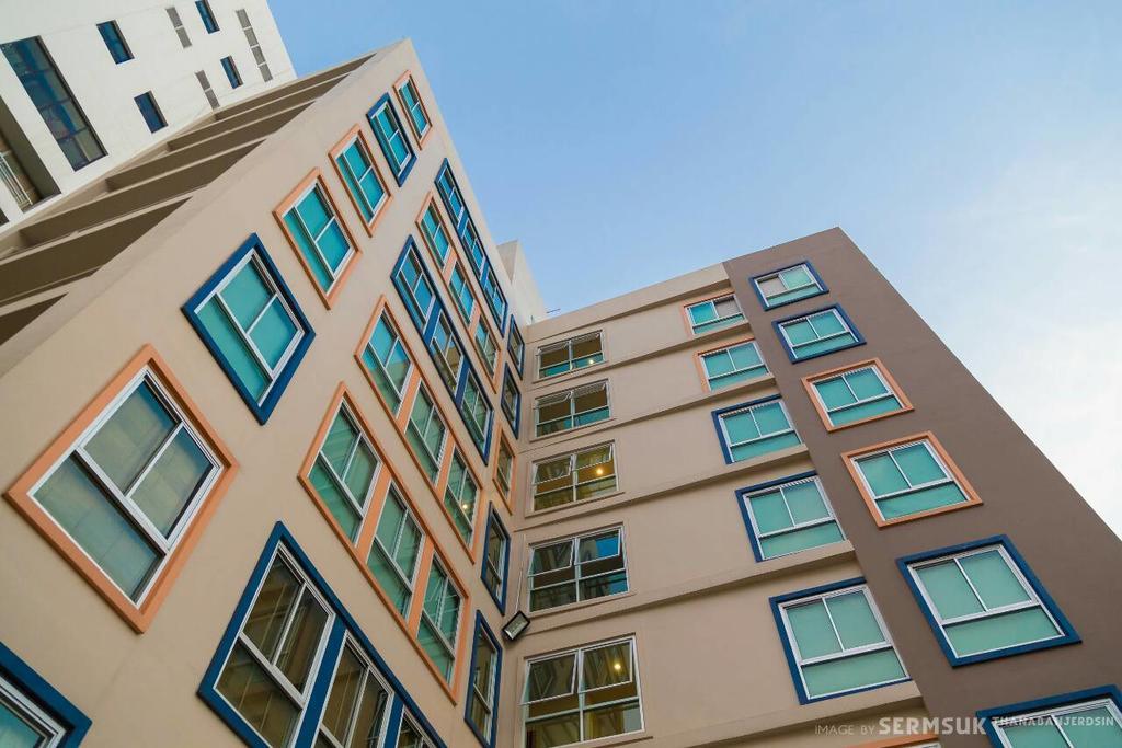 Right Place Sathorn Bangkok Exterior photo